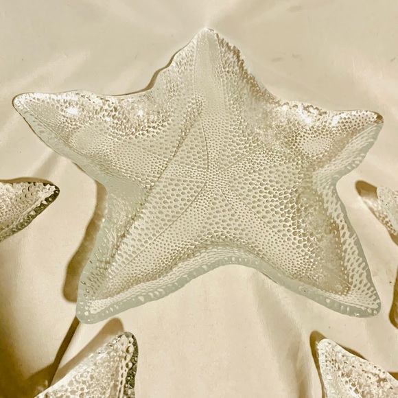 5pc Glass starfish condiment dish set 4-6” 1-11” - Picture 3 of 5